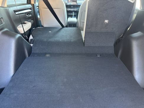 Used 2024 Honda CR-V EX-L image 15