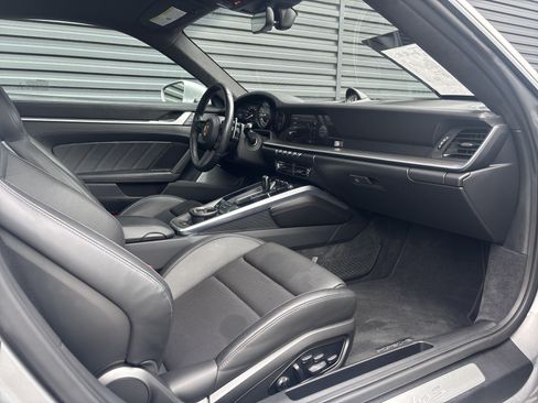 Used 2022 Porsche 911 Turbo AWD/4WD image 13