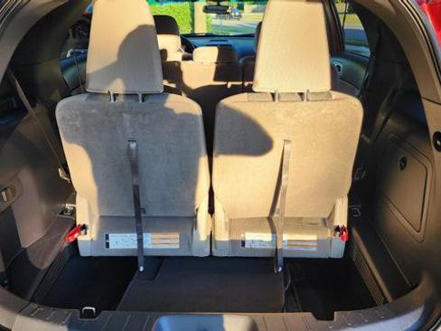 Used 2011 Ford Explorer XLT w/ 201A Rapid Spec Order Code FWD image 19