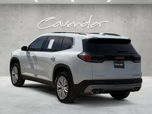 Used 2025 GMC Acadia Elevation w/ Elevation Premium Package FWD image 14