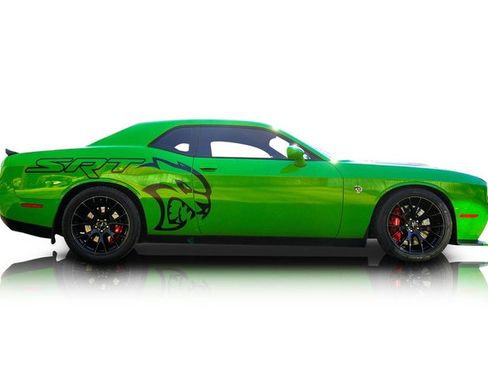Used 2017 Dodge Challenger SRT Hellcat image 2