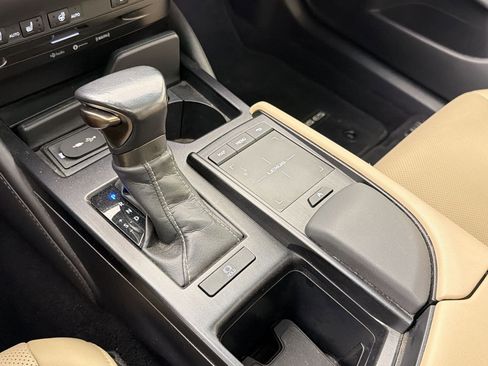 Used 2020 Lexus ES 350 w/ Premium Package FWD image 17