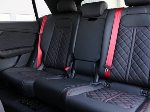 New 2026 Audi SQ8 Prestige image 22