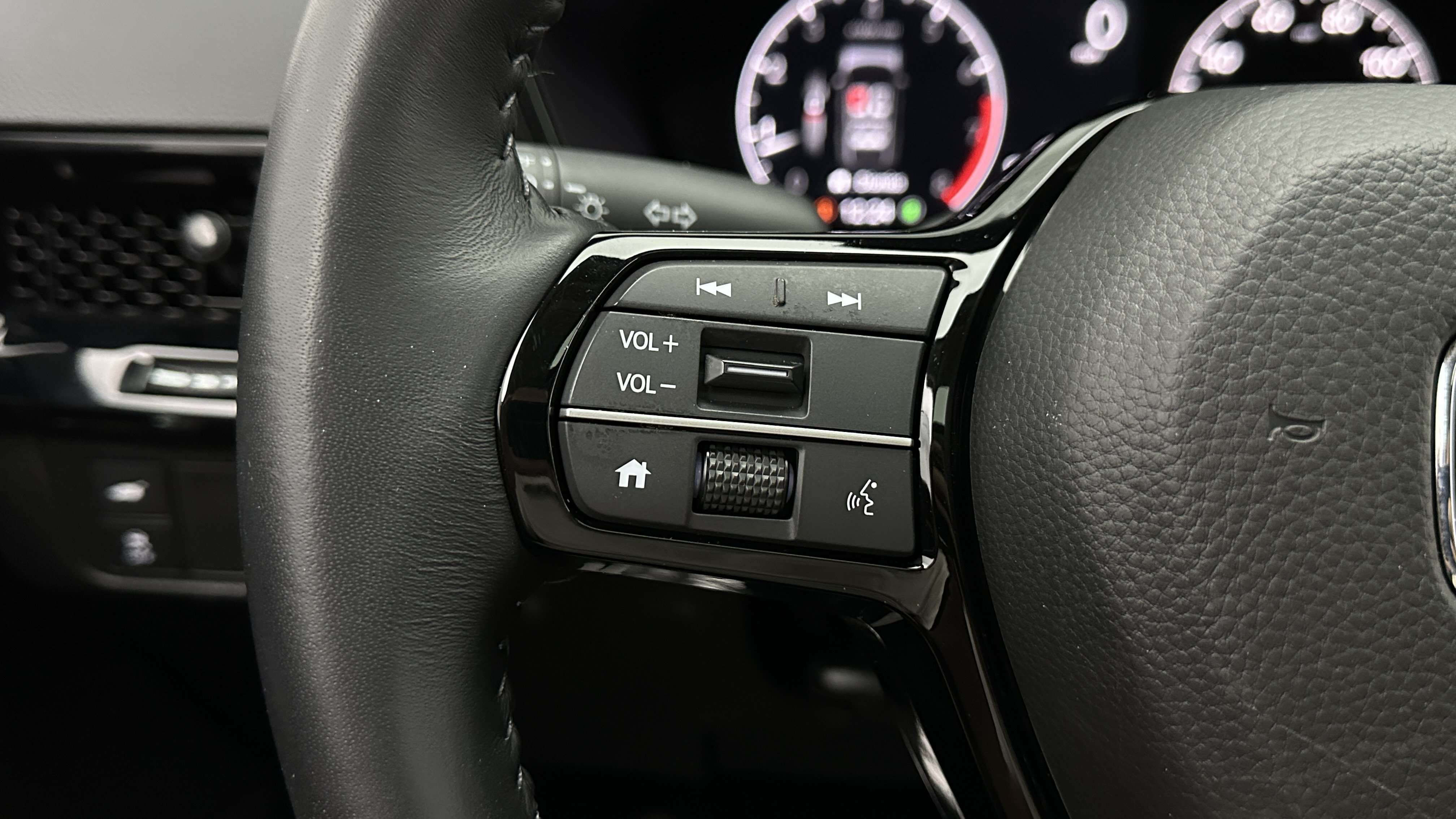 Used 2025 Honda CR-V EX-L image 23
