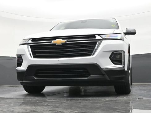 Used 2023 Chevrolet Traverse LS FWD image 27
