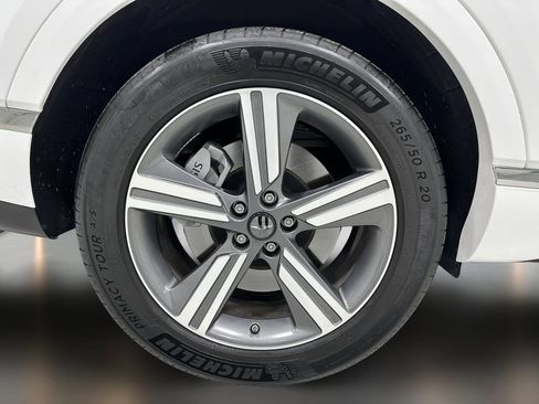Certified 2025 Genesis GV80 3.5T AWD/4WD image 11