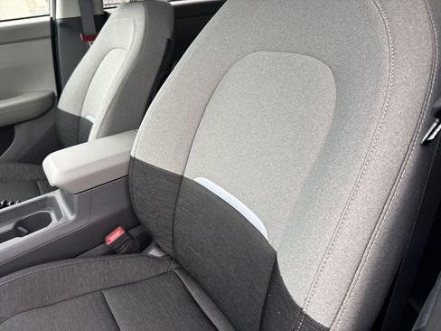 New 2027 Kia Seltos LX AWD/4WD image 9