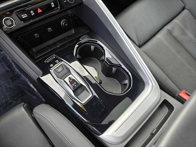 Used 2025 Audi Q5 Premium Plus w/ Premium Plus AWD/4WD image 30