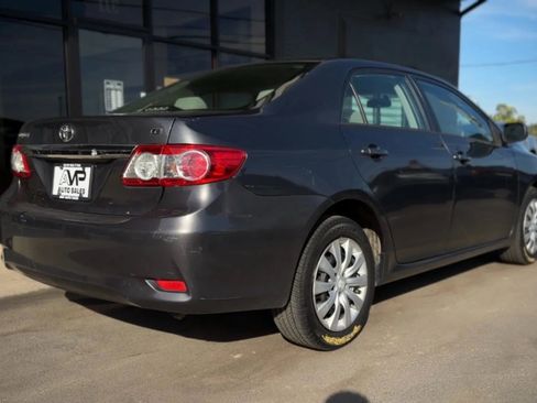 Used 2012 Toyota Corolla LE image 3