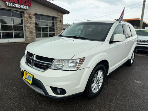 Used 2015 Dodge Journey SXT w/ Flexible Seating Group FWD image 8