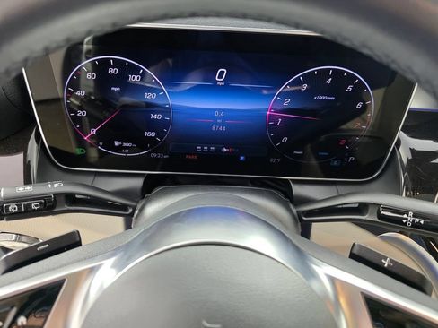 Used 2026 Mercedes-Benz GLC 300 image 21