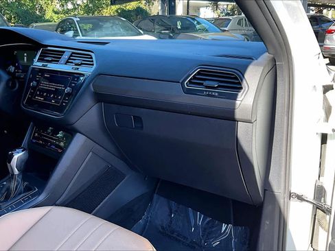 Certified 2023 Volkswagen Tiguan SE R-Line image 18