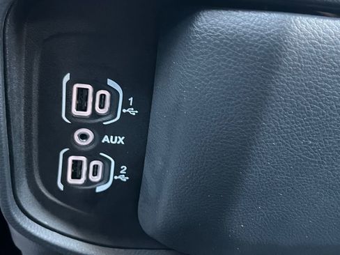 New 2026 RAM 1500 Express image 6