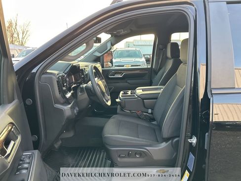 Used 2025 Chevrolet Silverado 2500 LT w/ Trail Boss Package image 27