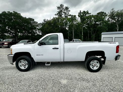 Used 2013 Chevrolet Silverado 2500 W/T AWD/4WD image 4