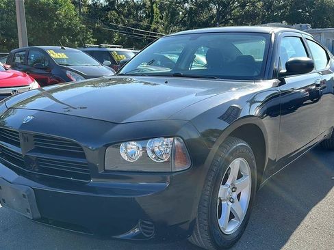 Used 2009 Dodge Charger SE RWD image 3