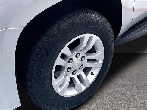 Used 2020 Chevrolet Tahoe LT image 32