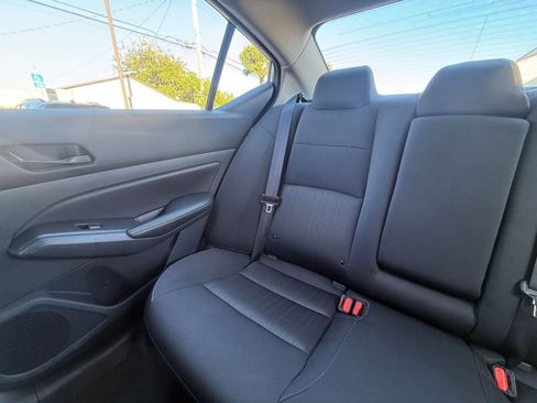 Used 2025 Nissan Altima 2.5 SV image 36