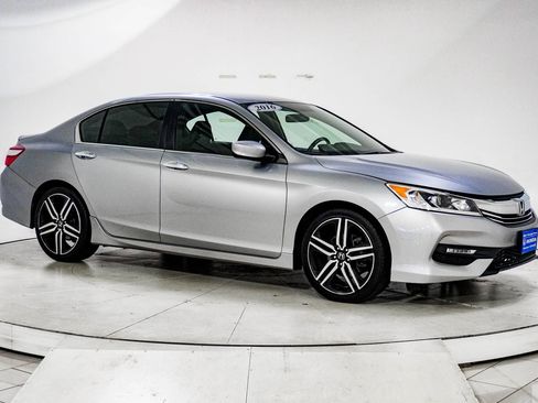 Used 2016 Honda Accord Sport image 13