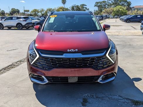 Certified 2025 Kia Sportage SX image 3