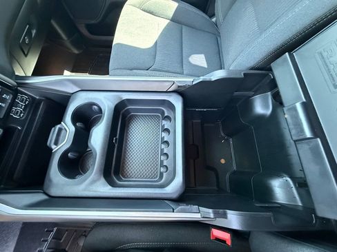 Used 2022 RAM 1500 Big Horn AWD/4WD image 17