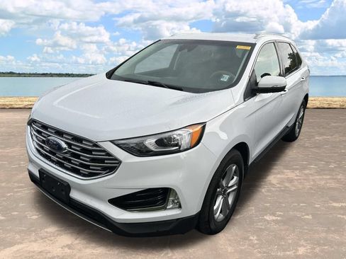 Used 2019 Ford Edge SEL w/ Equipment Group 201A FWD image 4