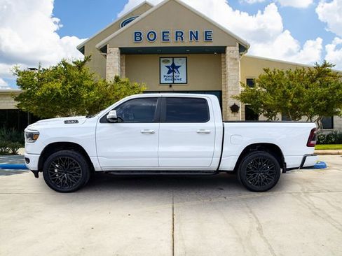 Used 2020 RAM 1500 Lone Star RWD image 2