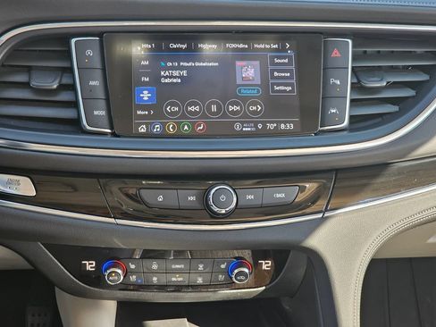 Used 2023 Buick Enclave Avenir w/ Avenir Technology Package AWD/4WD image 18