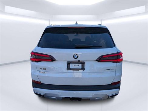 Used 2022 BMW X5 sDrive40i w/ Premium Package image 4