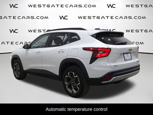 Used 2024 Chevrolet Trax LT image 5