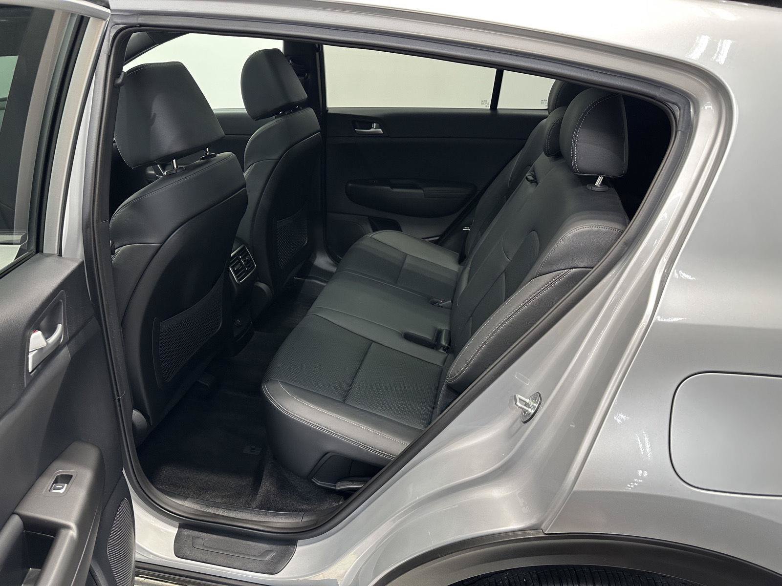 Used 2020 Kia Sportage S w/ S Sunroof Package AWD/4WD image 27