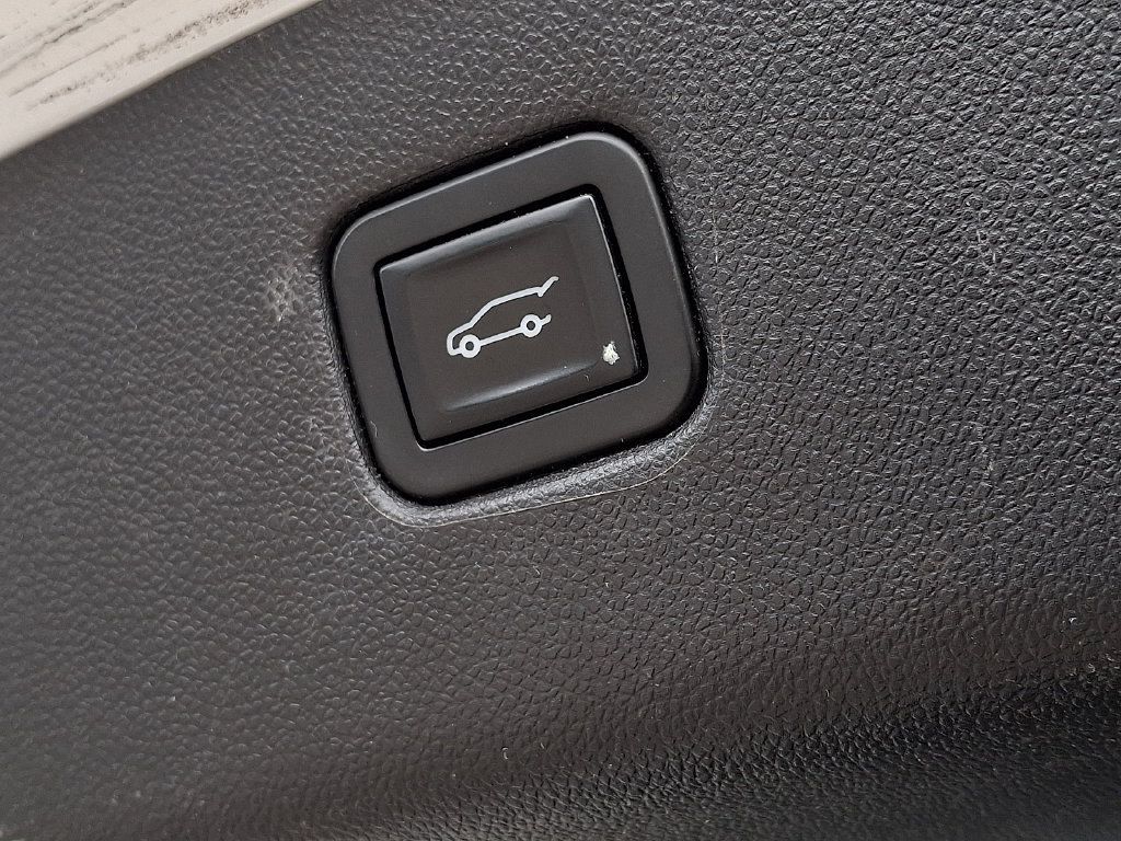 Used 2020 Chevrolet Blazer LT AWD/4WD image 23