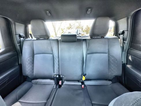 Used 2024 Toyota Tacoma SR image 30