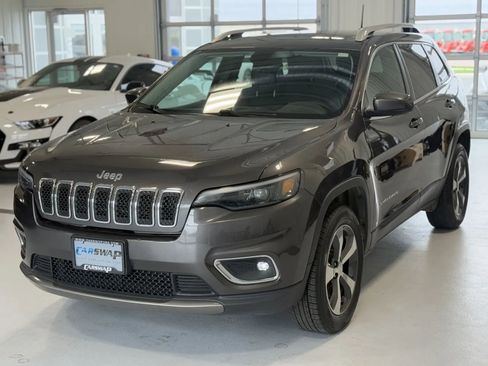 Used 2019 Jeep Cherokee Limited AWD/4WD image 6