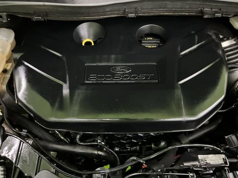Used 2015 Ford Escape Titanium w/ Equipment Group 301A AWD/4WD image 31