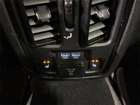 Used 2023 Dodge Durango GT image 37