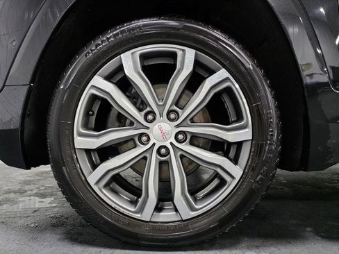 Used 2019 GMC Terrain Denali w/ GMC Pro Grade Package AWD/4WD image 5