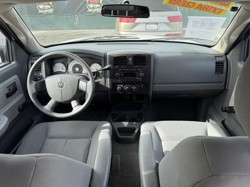 Used 2006 Dodge Dakota ST image 23