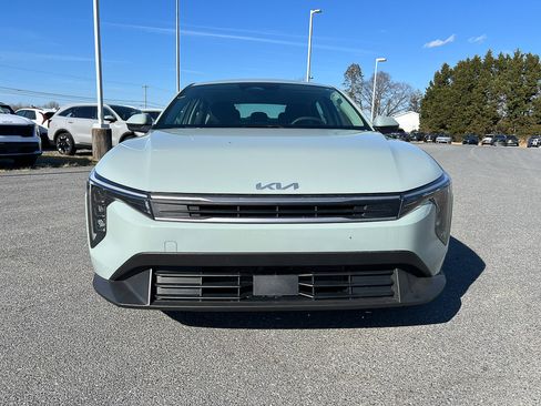 Used 2025 Kia K4 LXS image 8