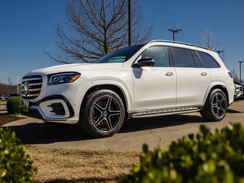 Certified 2025 Mercedes-Benz GLS 450 4MATIC image 8