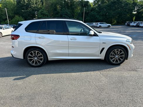 Used 2022 BMW X5 xDrive45e w/ M Sport Package AWD/4WD image 6
