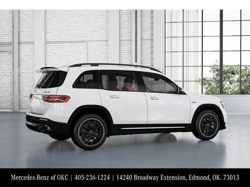 New 2026 Mercedes-Benz GLB 35 AMG 4MATIC image 19