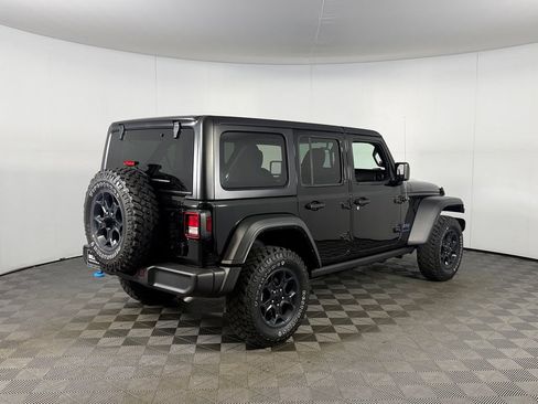 Used 2023 Jeep Wrangler Unlimited AWD/4WD image 7