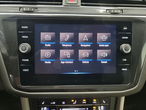 Used 2023 Volkswagen Tiguan SE R-Line AWD/4WD image 22