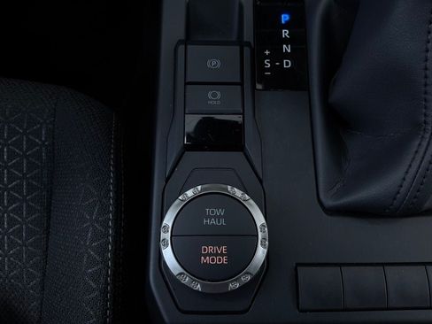 Used 2025 Toyota 4Runner SR5 RWD image 22