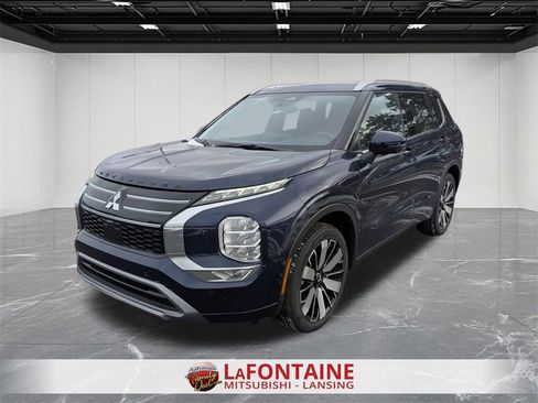 New 2026 Mitsubishi Outlander SEL image 1