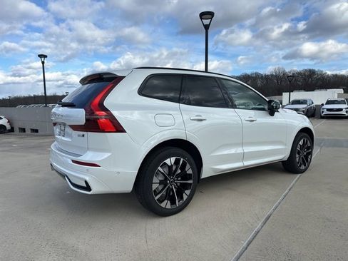 New 2026 Volvo XC60 B5 Plus w/ Protection Package Premier image 7