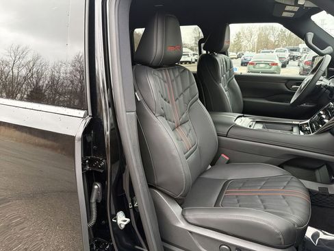 New 2026 Nissan Armada PRO-4X AWD/4WD image 21