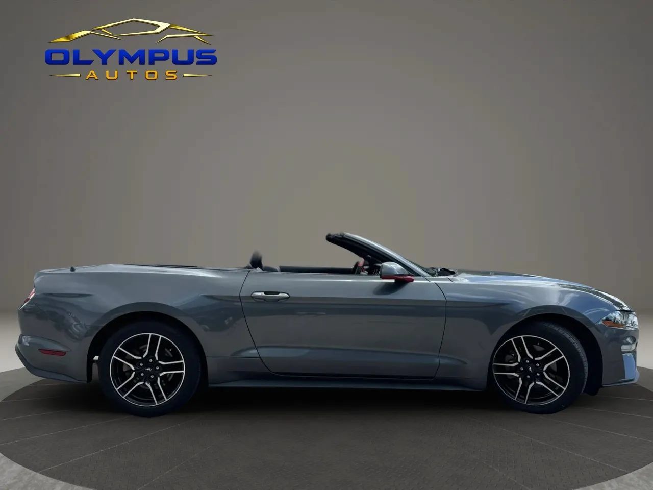 Used 2021 Ford Mustang Premium RWD image 4