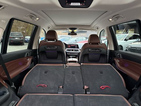 Used 2020 BMW X7 xDrive40i w/ Premium Package image 29